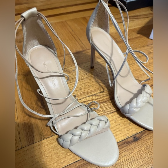 Treccia leather heels | Banana Republic - Picture 3 of 9